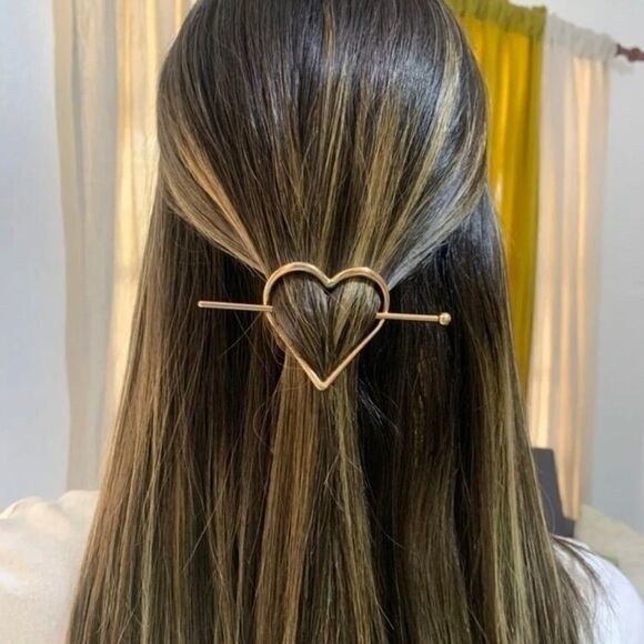 Press On Nail & Hair Accessories Bundle - Picture 7 of 11